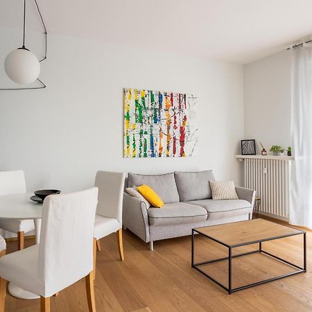 Suite 51 Appartamento Con Terrazzo A 50 Mt Dal Lago - Private Parking (Adults Only) Arona Zewnętrze zdjęcie