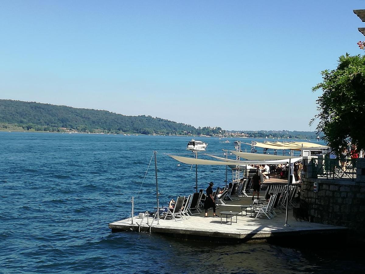 Suite 51 Appartamento Con Terrazzo A 50 Mt Dal Lago - Private Parking (Adults Only) Arona Zewnętrze zdjęcie