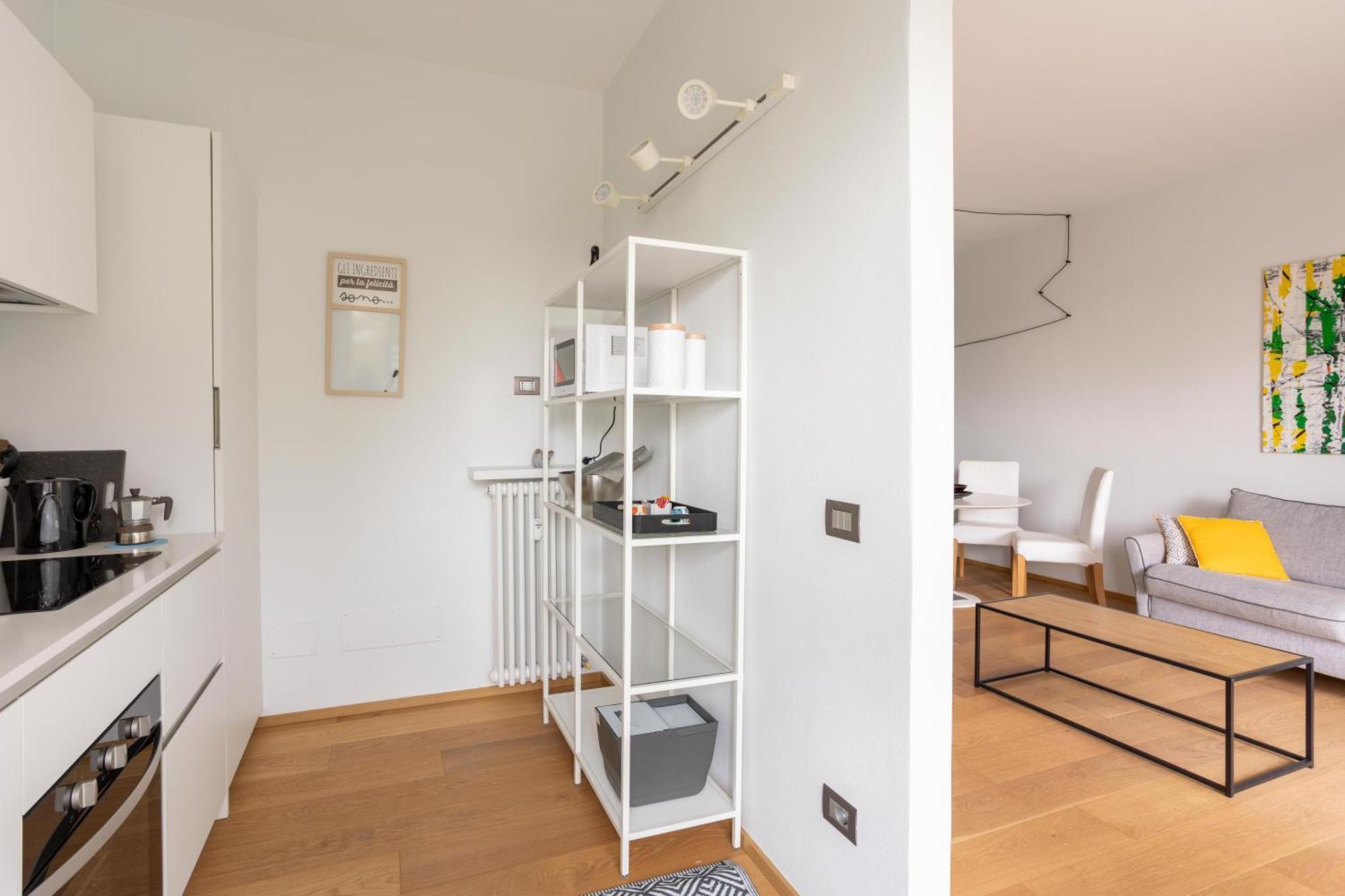 Suite 51 Appartamento Con Terrazzo A 50 Mt Dal Lago - Private Parking (Adults Only) Arona Zewnętrze zdjęcie