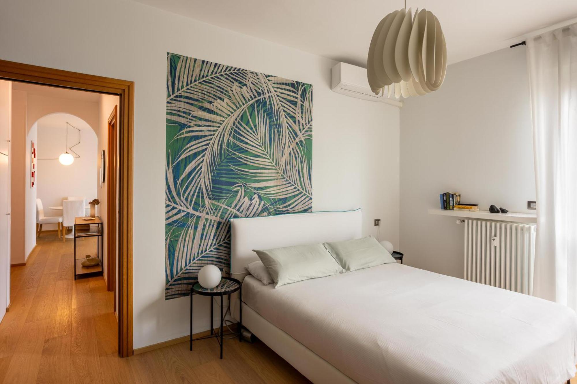 Suite 51 Appartamento Con Terrazzo A 50 Mt Dal Lago - Private Parking (Adults Only) Arona Zewnętrze zdjęcie
