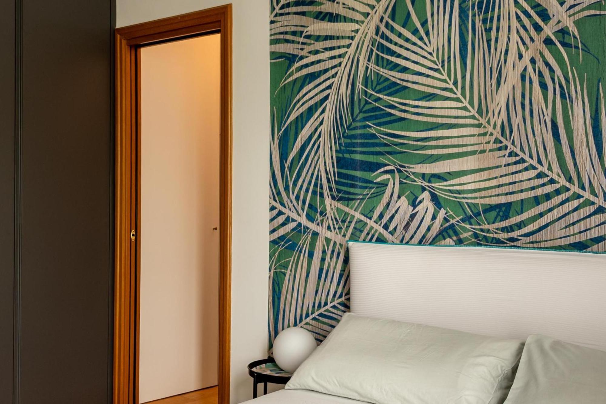 Suite 51 Appartamento Con Terrazzo A 50 Mt Dal Lago - Private Parking (Adults Only) Arona Zewnętrze zdjęcie